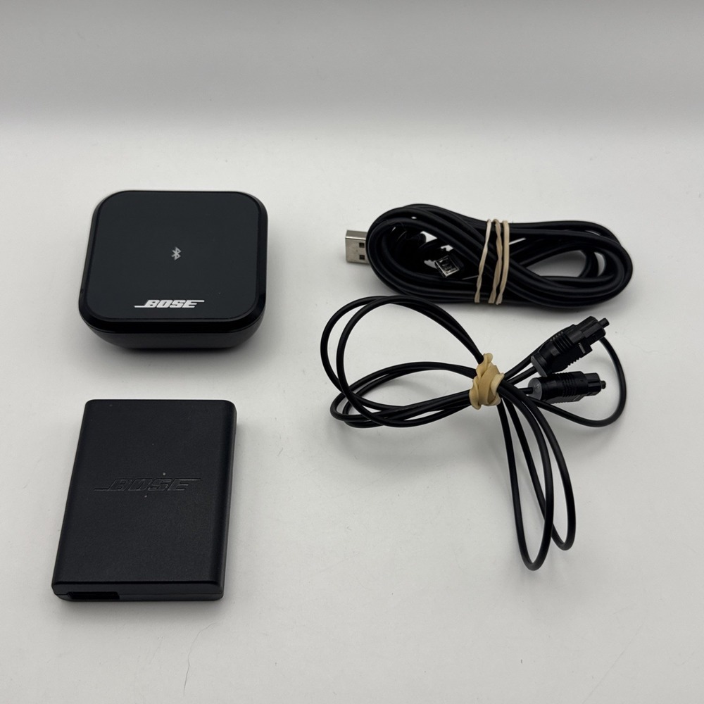 Bose 418048 Bluetooth Audio Adapter Receiver Tested w/ Power & Cables Tested